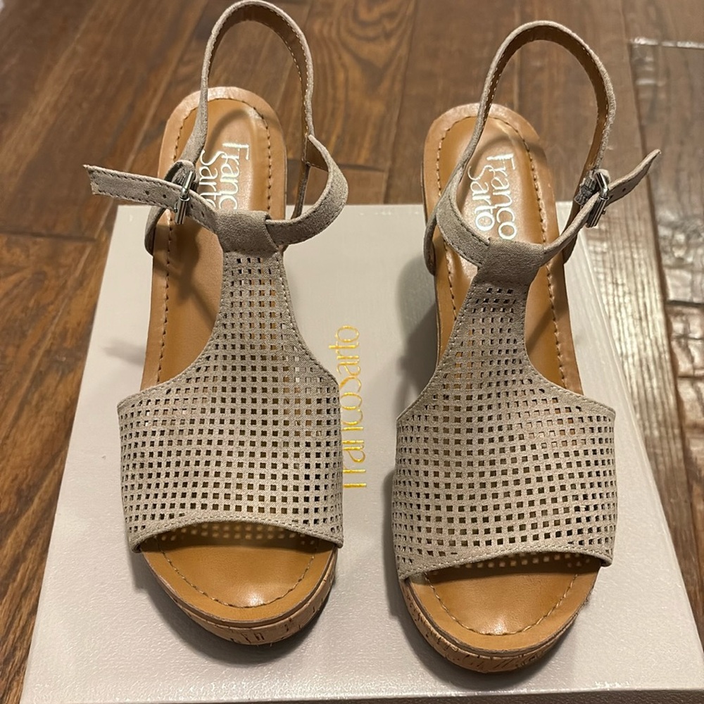 Franco Sarto wedge sandal size 8.5